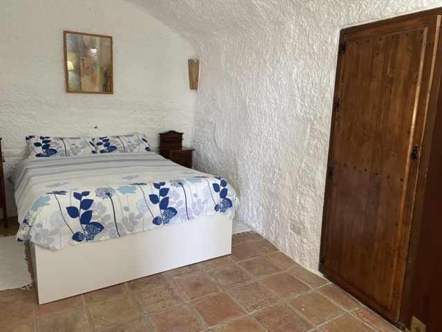 Cueva El Guindas Баса Номер фото